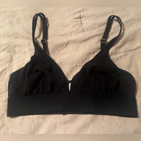 Lively Mesh Stripe Bralette - Picture 2 of 2